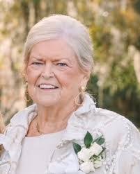 Leann Nance's Instagram, Twitter & Facebook