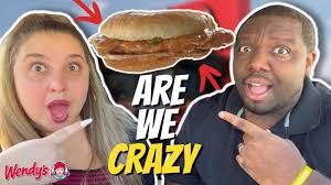 I Ate Daym Drops Wendy's Hot Mess Chicken Sandwich! [Was It Worth The Hype?]