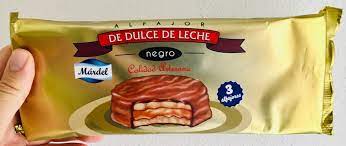 Kuchen, sonstige kuchen geschenkidee, haltbare kuchen, karotten, kuchen im glas, mandeln hinweis: Mardel Alfajor De Dulce De Leche Negro 3 Haltbare Kuchen Tortchen Italien Naschkater Com Das Sussigkeiten Marketing Blog