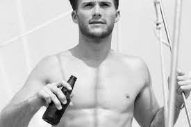 She used to work as a flight attendant and her son was born a year after her relationship with clint eastwood in 1986. Town Country Released More Pictures Of Clint Eastwood S Son Racked