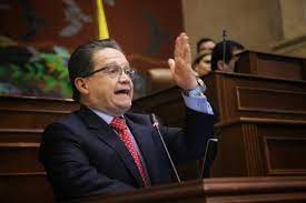 Además, el 17 de diciembre, el fondo colombia sostenible ─a través de tres líneas de inversión con recursos provenientes de noruega, suecia y suiza─ desembolsó los primeros 7 millones de el proyecto de ley que pretende prohibir el fracking en colombia es otro de los pendientes para el 2019. Senado De La Republica De Colombia