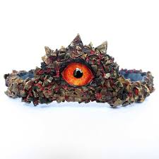 We are playing one of my favorite games!! Lava Monster Auge Krone Etsy