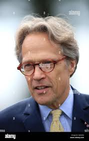 Gordon lennox hi-res stock photography and images