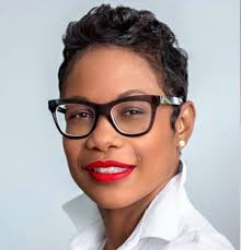 Minister of Tourism and International Transport, Senator, the Honourable  Lisa Cummins, will host a Press Briefing today, Saturday, April 10, 2021 at  2:00 p.m. AST