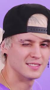 Chris rubio >>> #christophervelez #chriscnco #cnco #cnconuevaera #fyp  #parati #angx_svk @christopherbvelezm