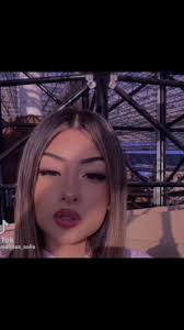 Amanda Desfilando Redes Sociales