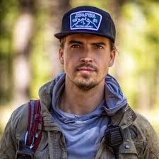 Rich Manley's Instagram, Twitter & Facebook