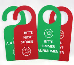 Scheint leichter zu sein, als man denkt. Das Turgriffschild Bitte Nicht Storen Informiert Daruber Dass Man Im Zimmer Nicht Gestort Werden Mochte Die Ruckseite Kan Bitte Nicht Storen Schilder Bitte