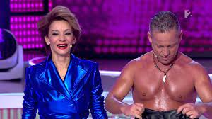 Schobert norbi elmondta, hogyan lehet szerinte mindenki gazdag. Schobert Norbi Es Keresztes Ildiko Be My Lover Tv2 Hu Anagyduett Youtube