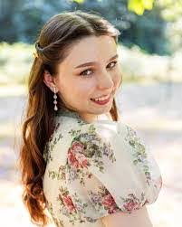 Tabitha Hebert's Instagram, Twitter & Facebook