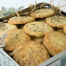 Cornmeal Black Pepper Rosemary Butter Cookies Love These Cookies I Use Whole Wheat Flour And Olive Oil Stuffed Peppers Butter Cookies Cornmeal Recipes