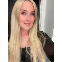 Samantha Haskins's Instagram, Twitter & Facebook