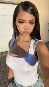 Kayla Busch's Instagram, Twitter & Facebook