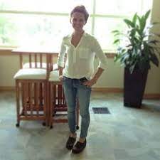 Image From Https S Media Cache Ak0 Pinimg Com 236x A5 86 26 A58626adcac0c2068b548a4fbe36cc1d Jpg Clogs Outfit Dansko Clogs Outfit Dansko Outfit