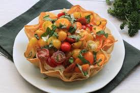 Les Feuilles De Brick Remplacent La P Acirc Te Feuillet Eacute E Ou Bris Eacute E De La Tarte Sal Eacute E Tra Feuille De Brick Tarte Salee Recettes De Cuisine