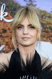 On the way to his hideout however, killer frost. Mena Suvari Grosse Gewicht Masse Alter Biographie Wiki