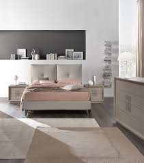 Questa tonalità, da alcuni anni, è antrata nelle nostre case. Letto Moderllo Kira Caldo Color Tortora Un Letto Matrimoniale Romantico