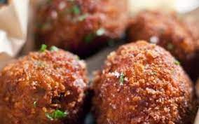 These low carb hush puppies have all the flavor that you would expect from a traditional hush puppy, without the carbs! Why Do We Love Hush Puppies And How To Make This Dish Keto