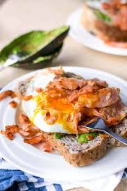 If you think smoked salmon only goes on bagel sandwiches, think again. Crispy Smoked Salmon And Fried Egg Stack