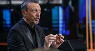 Amadeus e fiorello prenderanno le redini del programma e con loro ci saranno moltissimi cantanti: Pzmbo60mbwmvjm
