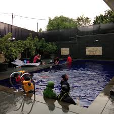 Kolam renang pertama yang bisa anda kunjungi saat ke lombok adalah katamaran resort. Homypool Rental Private Swimming Pool Untuk Keluarga Maya Rumi