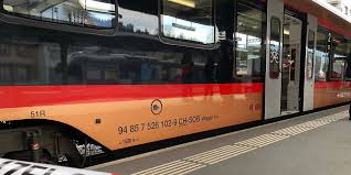 Maybe you would like to learn more about one of these? Wattwil Sg Mann In Zug Mit Messer Verletzt Polizeinews