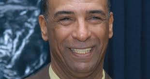 BASKETDOMINICANO.COM :: El Basket nos Une: HUGO CABRERA SE INTEGRA EL  VIERNES PARA EL ABIERTO DE SANTO DOMINGO (04-11-2008)