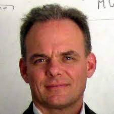 Erik Lindamood's Instagram, Twitter & Facebook