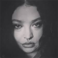 Mandy Darling (@AmandaCalquhoun)