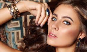 Tiny tape extensions can be installed as 1cm wide single strand tape in extensions as pictured here how to: How To Perfectly Hide Tape In Hair Extensions 2021