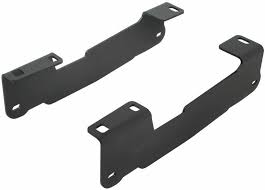 It's a unique characteristic of this fifth wheel hitch that you wouldn't find in any other model in the series. Compare Curt Custom No Drill Vs Reese Quick Install Etrailer Com