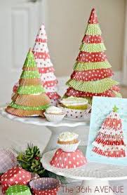 Ecco 20 Idee Low Cost Per Arredare E Addobbare La Vostra Casa A Natale Fai Da Te Bambini Artigianato Di Natale Artigianato Festivita Bambini Di Natale