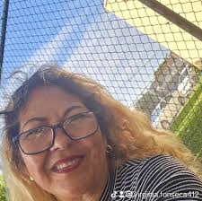 Si me Te preguntas qué quiero en esta vida, te diría que paz. Esa paz que  se siente cuando haces las cosas de corazón, cuando miras alrededor y sabes  que elegiste bien.