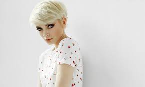 See more of krótkie fryzury on facebook. Krotkie Fryzury W Kolorze Intensywnego Blondu