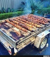 So Muss Ein Grill Aussehen Ein Richtiges Mannerspielzeug Lustige Bilder Spruche Witze Echt Lustig Grillen Gril Grill Lustig Bilder Lustige Bilder
