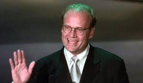 Kelsey grammer is hilariously correcting the grammar in tweets with the hashtag #kelseygrammergrammar. Kelsey Grammer Reveals Secrets Of Frasier Revival Who Is Returning Goldderby