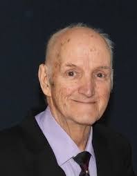 Robin Caton's Instagram, Twitter & Facebook