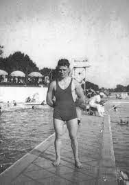 Il a les capacités physiologiques et cardiaques. Owaves Day In The Life Robert Marchand Centenarian Cyclist