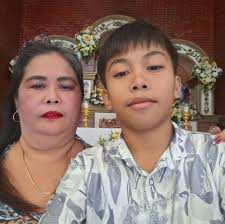 Ang sinigang ay isa sa paboritong ulam ng mga Pinoy dahil sa malinamnam at  maasim na lasa nito. Ito ay maaring lutuin gamit ang baboy, baka, manok,  isda, o lamang dagat tulad