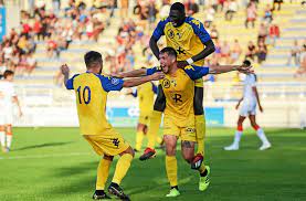Les premiers matchs auront lieu les samedi 22 et dimanche 23 aout. Football Le Stade Briochin En National Une Seule Descente En Ligue Et District Football Le Telegramme