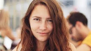 11 Things No Strong Woman Will Ever Ask A Man To Do For Her