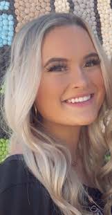 Stacey Roten's Instagram, Twitter & Facebook