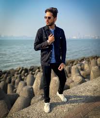 Team up your denim jacket with khaki pants and a cowboy hat to give it a casual yet stylish look. Blue Denim Jacket With Black Denim Jeans Pasteurinstituteindia Com