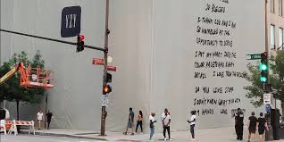 The first item from rapper kanye west's highly anticipated yeezy gap line sold out after a few hours. Kanye West S Giant Message Covers Entire Gap Store Celebrates Partnership