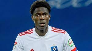 82 spiele, 40 gewonnen, 16 unentschieden, 26 verloren. Frankreich Meister Osc Lille Verpflichtet Hamburgs Mittelfeld Juwel Amadou Onana Win Win Win Situation Eurosport