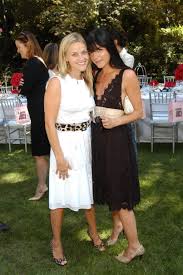 It's a mad mad mad mad world. Selma Blair Here Are The 14 A Listers Who Reese Witherspoon Considers Her Besties Popsugar Celebrity Photo 14