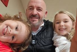 Jon Curtis (@jon.curtis.3388) • Facebook