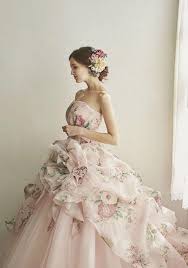 Come questo modello di valentini spose con pannello di taffetà di seta. L Abito Da Sposa Rosa La Fata Madrina Alessandra Cristiani