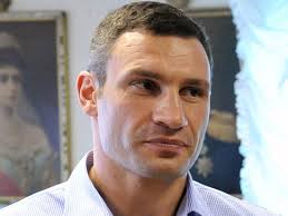 В семье военнослужащего и учительницы в поселке беловодское на территории киргизии. Vitalij Klichko Iz Soobrazhenij Bezopasnosti Perevez Svoyu Semyu Vo Floridu Mk