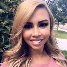 Debra Escobar's Instagram, Twitter & Facebook